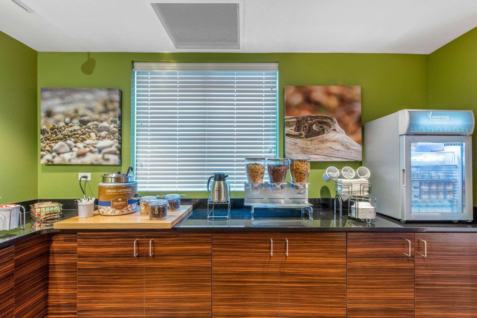 Mainstay Suites St Louis Airport Bridgeton Eksteriør bilde
