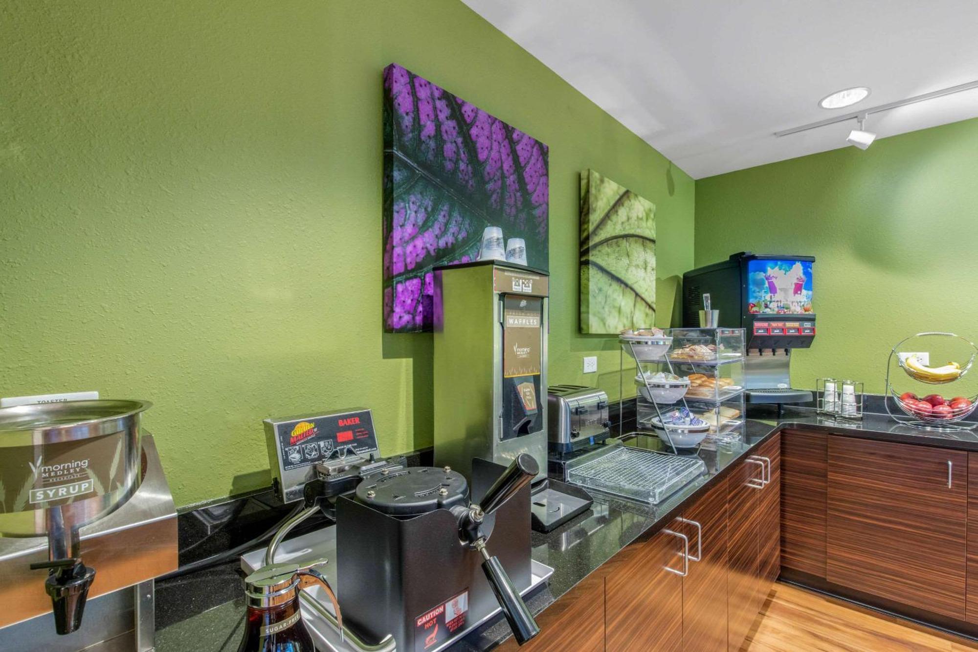 Mainstay Suites St Louis Airport Bridgeton Eksteriør bilde