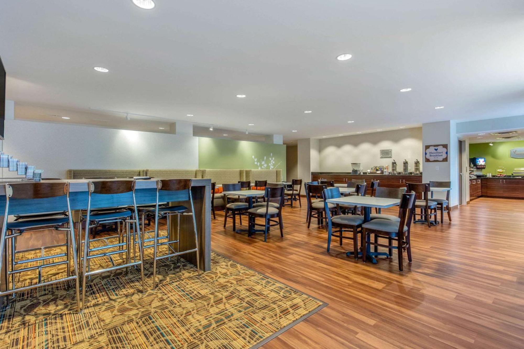 Mainstay Suites St Louis Airport Bridgeton Eksteriør bilde